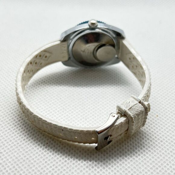 Women's Vintage 1960s Timex Water Resistant Pulse Watch for Medical Doctor/Nurse - Picture 2 of 8